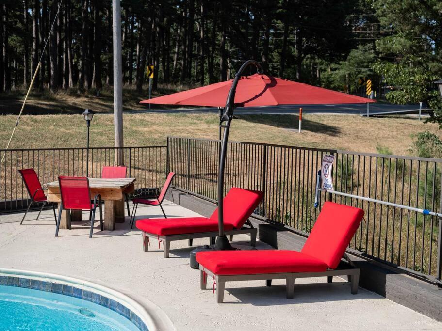 יוריקה ספרינגס Stonegate Lodge 2 Queen Beds Fast Wifi 50" Tv Salt Water Pool Room #207 מראה חיצוני תמונה